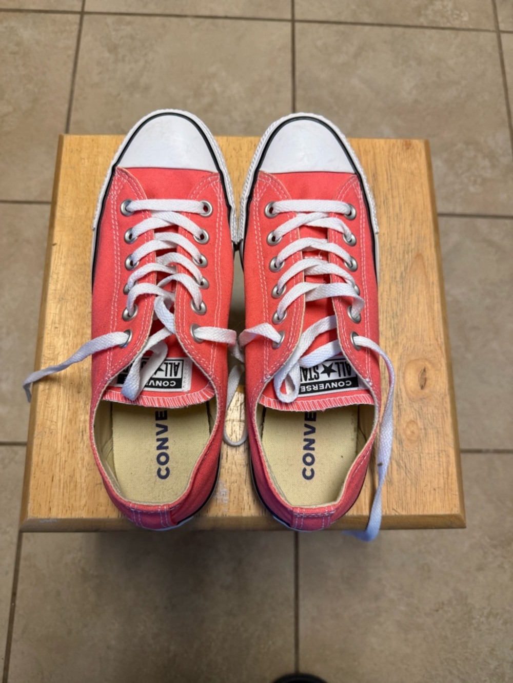 Converse Low Top Sneakers - Punch Coral